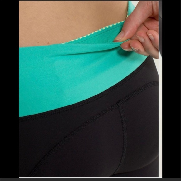 Lululemon Cut the crop leggings size 6 - Picture 3 of 12